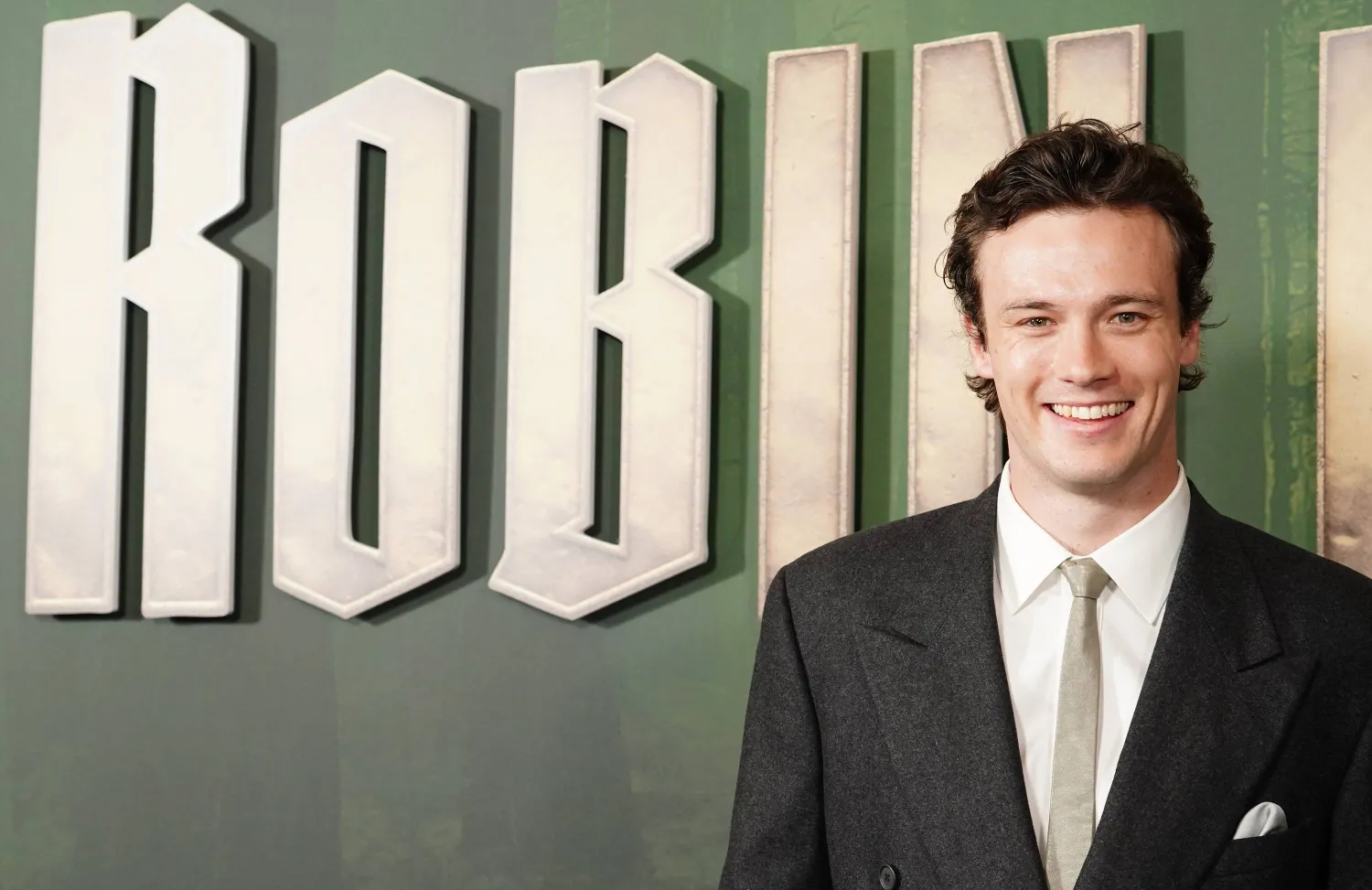 28 October 2025, United Kingdom, London: Australian actor Jack Patten arrives for the screening of "Robin Hood" at Regent Street Cinema. (dpa)