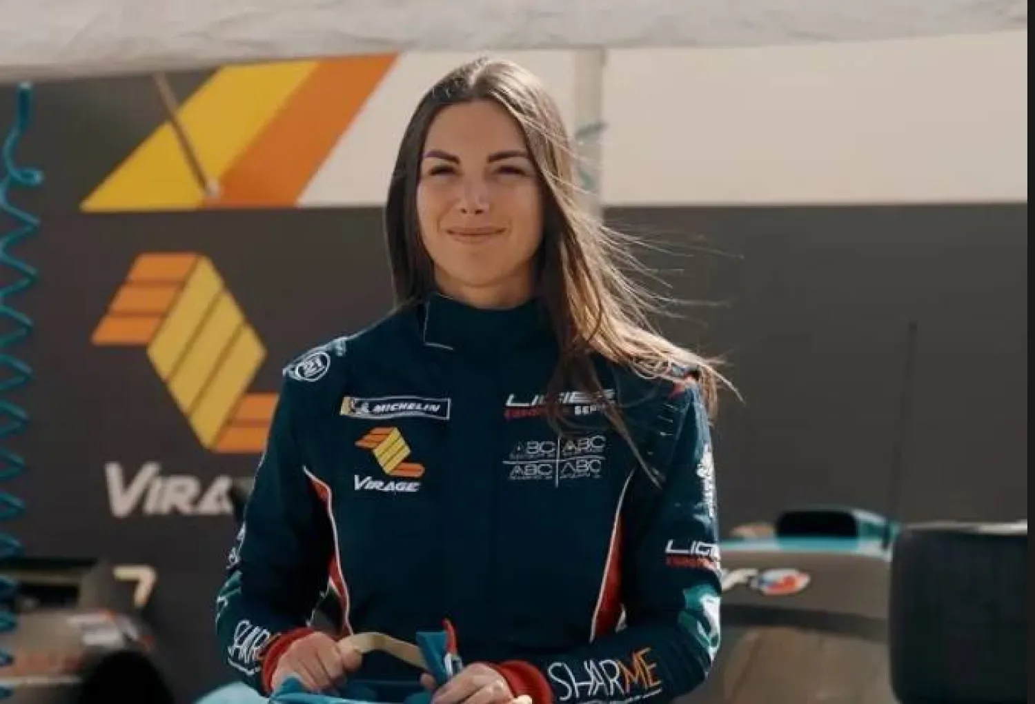 لورا فيلار (رويترز)