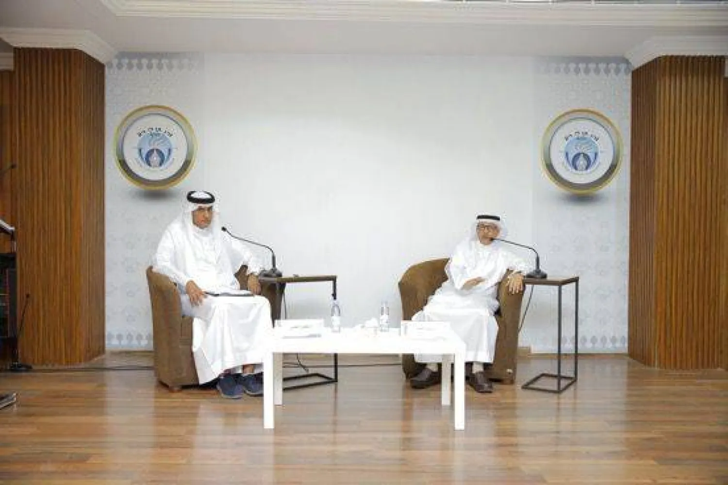 جانب من الأمسية التي أقيمت في جدة وركزت على تاريخ السرد العربي (جمعية أدبي جدة)