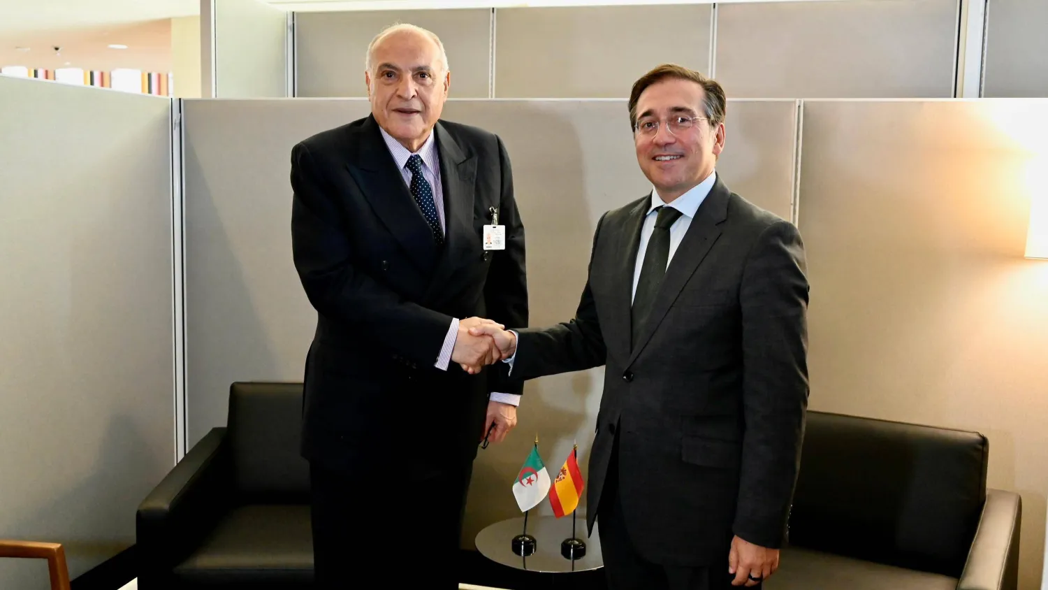 وزيرا خارجية الجزائر وإسبانيا في مقر الأمم المتحدة (الخارجية الجزائرية)