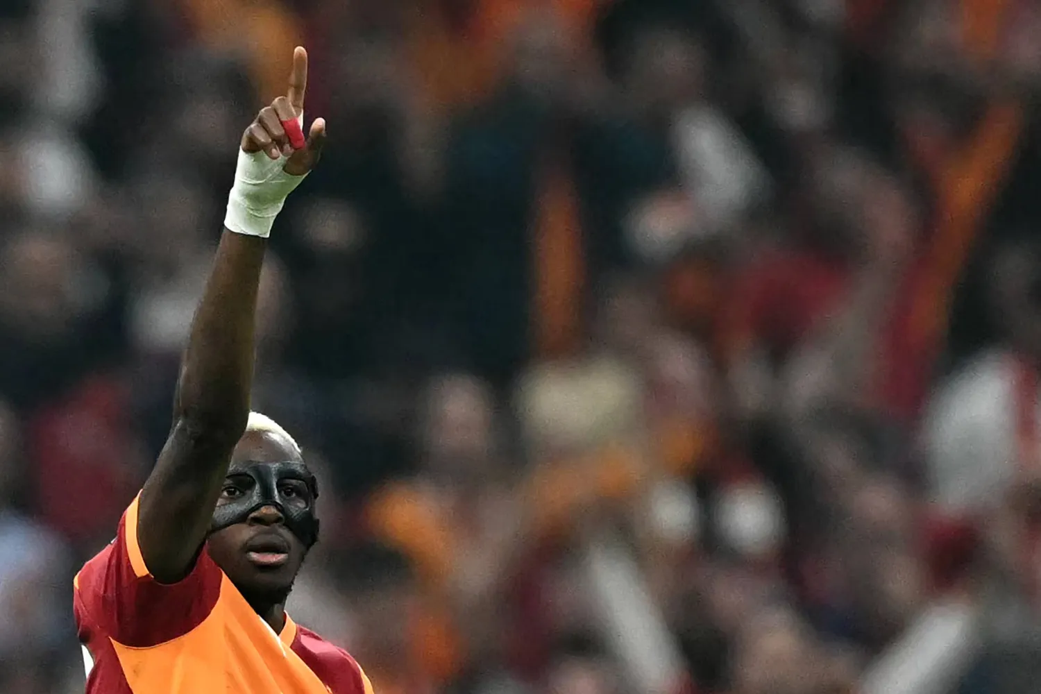 أوسيمين (أ.ف.ب)