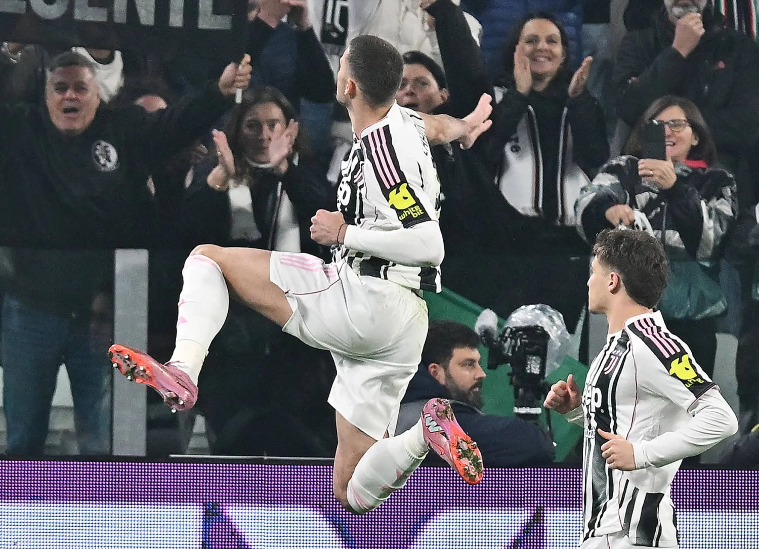 يوفنتوس يستعيد «روحه القتالية» (إ.ب.أ)