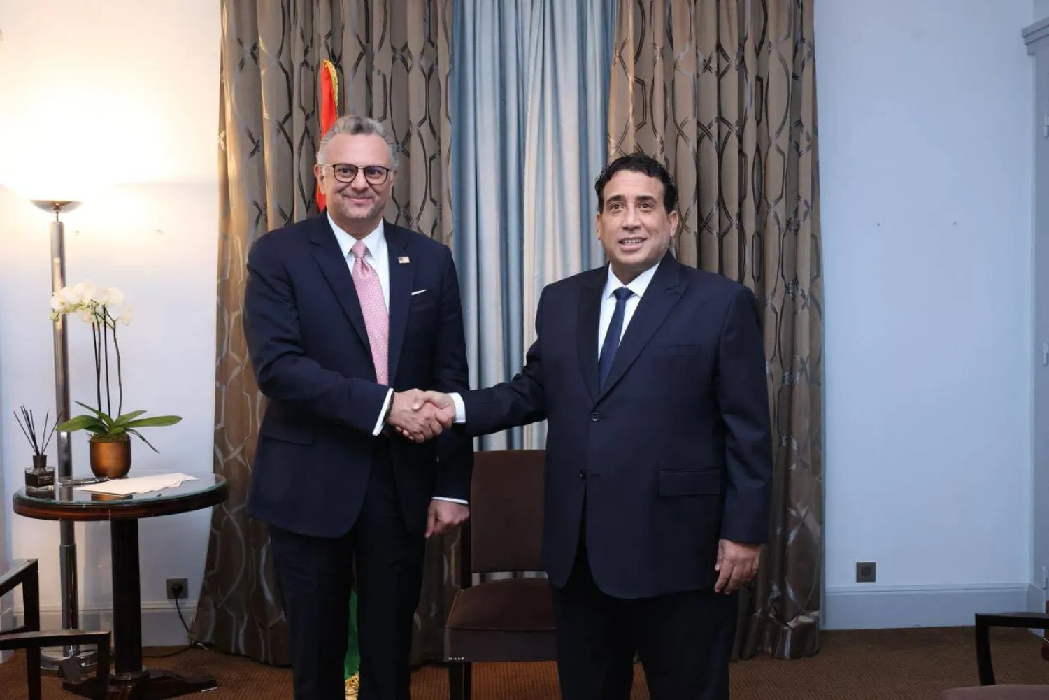 المنفي مستقبلاً في مقر إقامته بباريس مستشار الرئيس الأميركي الخميس (المجلس الرئاسي الليبي)