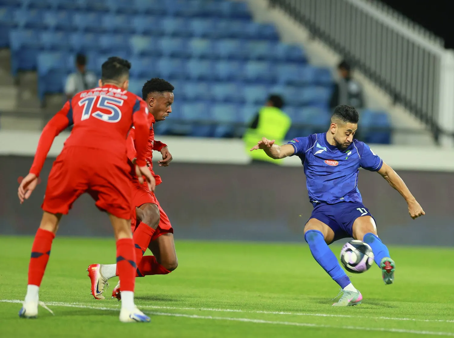 لم يحافظ الفتح على تقدمه فخرج بالتعادل أمام ضمك (تصوير: عدنان مهدلي)