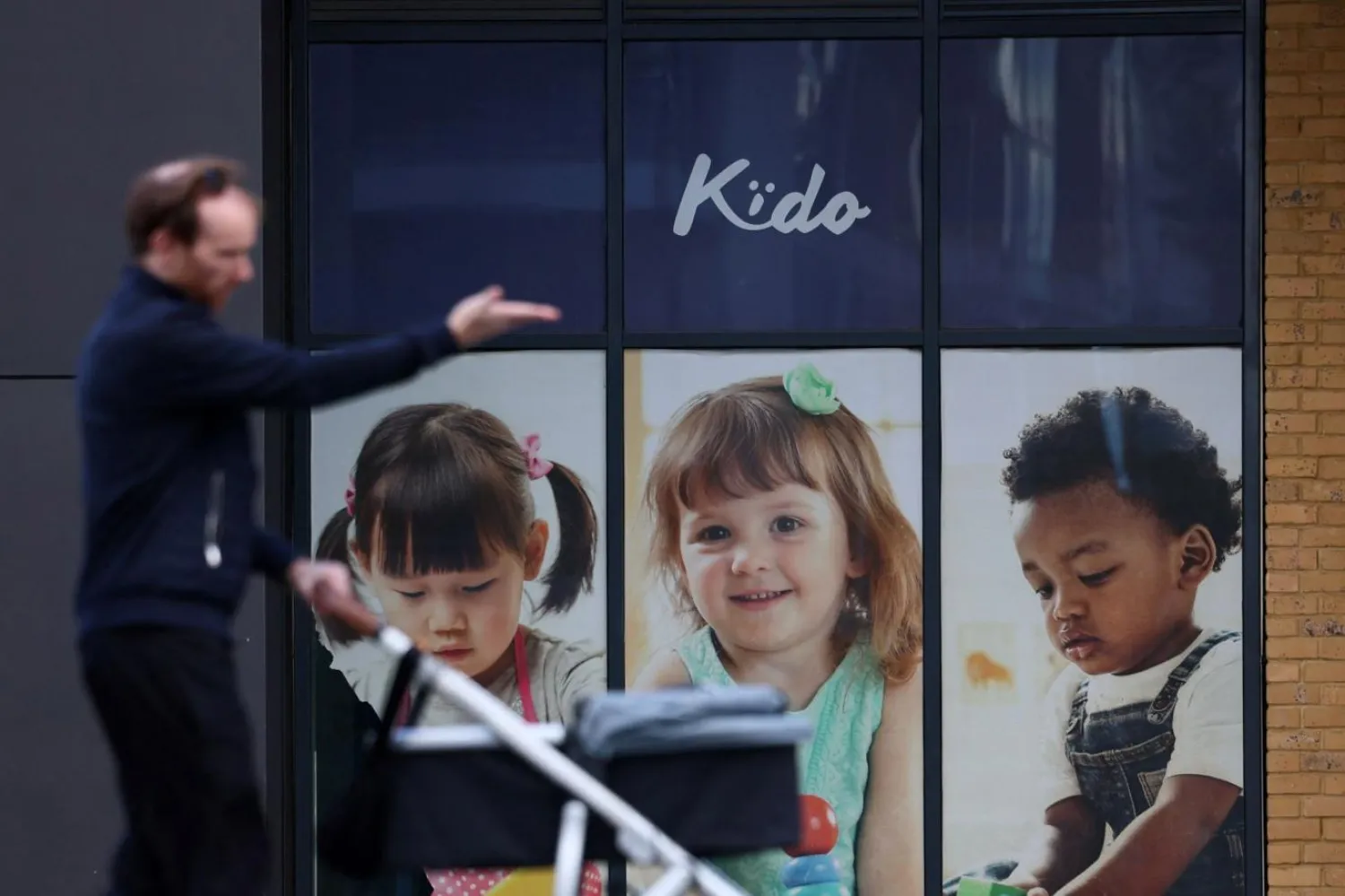 Montessori ve Reggio Emilia yaklaşımlarını benimseyen zincirin Britanya'da 18 kreşi var (Reuters)