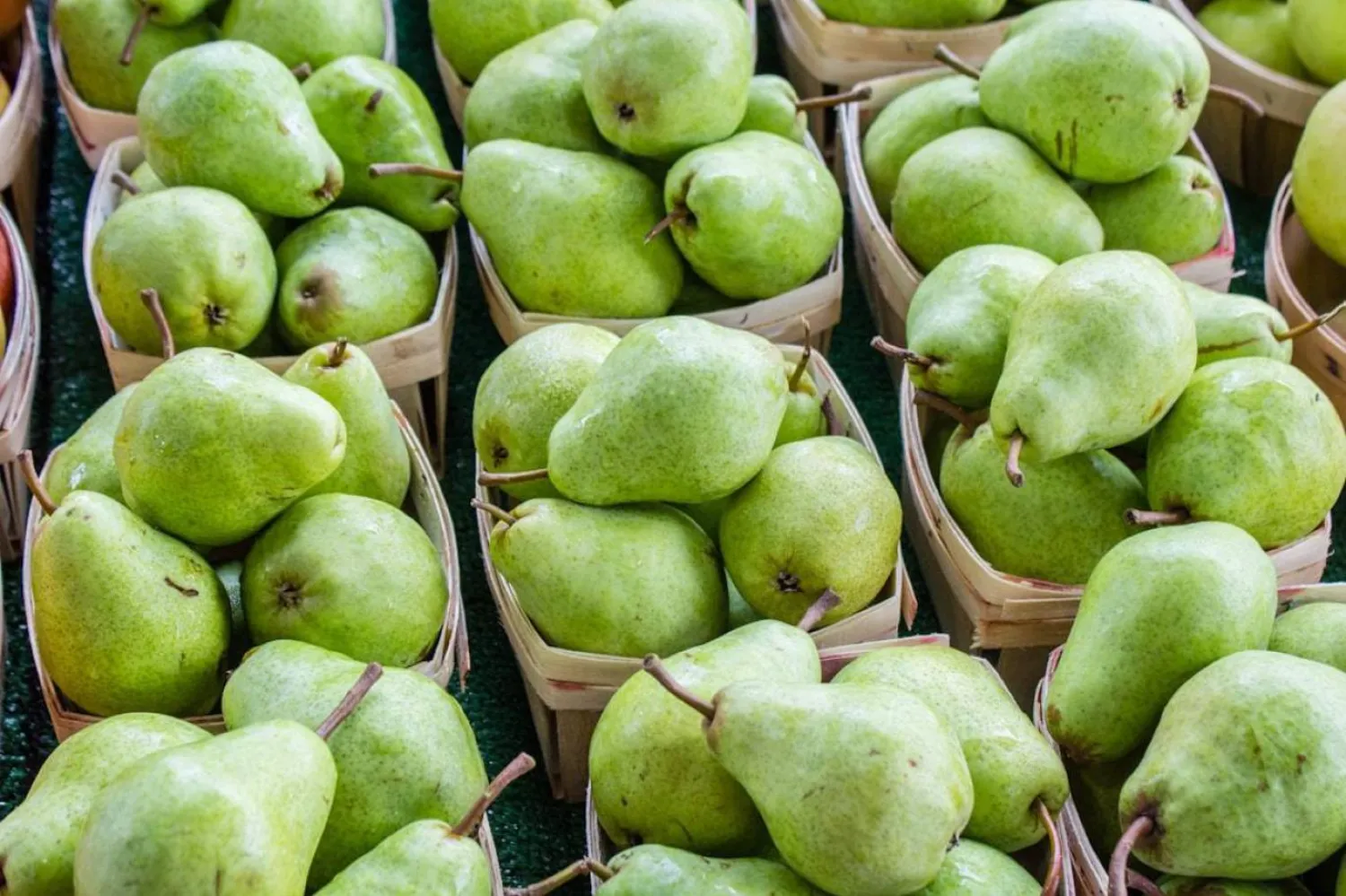 Antiinflamatuvar özelliğe sahip armut, kanser ve kalp hastalıklarına karşı faydalı (Unsplash)