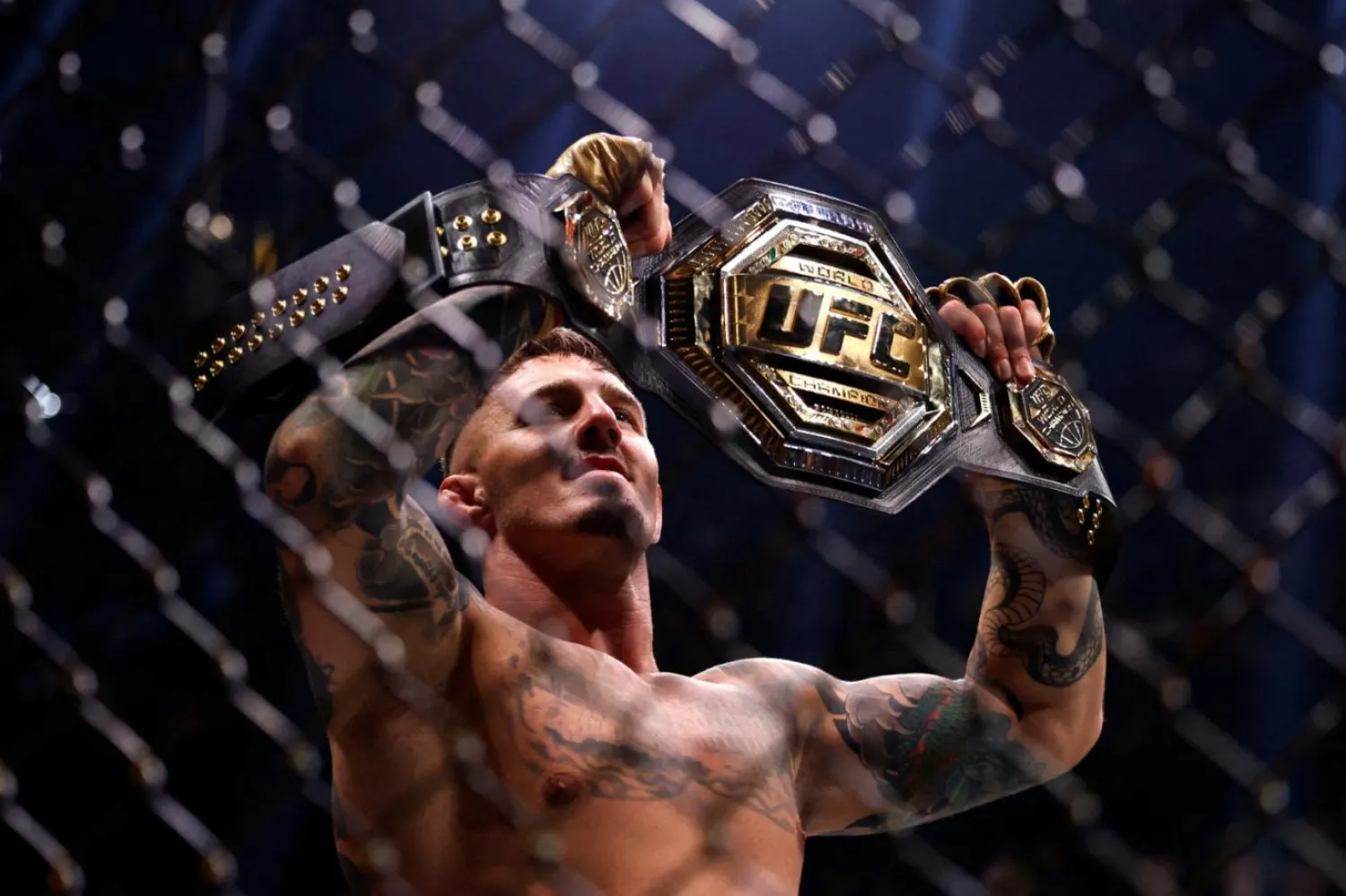 Tom Aspinall, Jon Jones'un aksine son derece aktif bir dövüşçü olacağını ve sık sık kemer maçlarına çıkacağını söylüyor (Reuters)