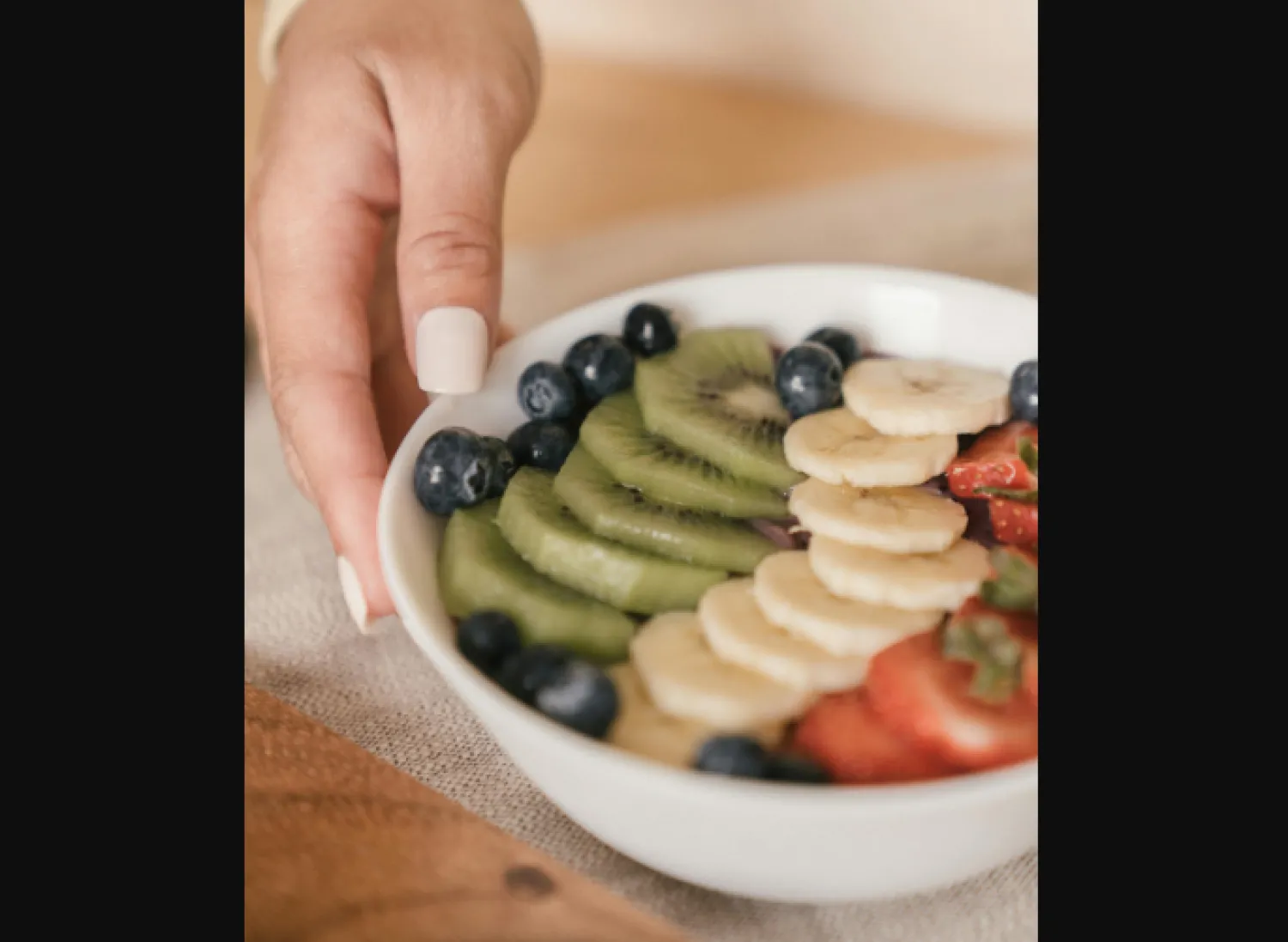 الموز والكيوي يحتويان على كمية جيدة من البوتاسيوم (بيكسيلز)