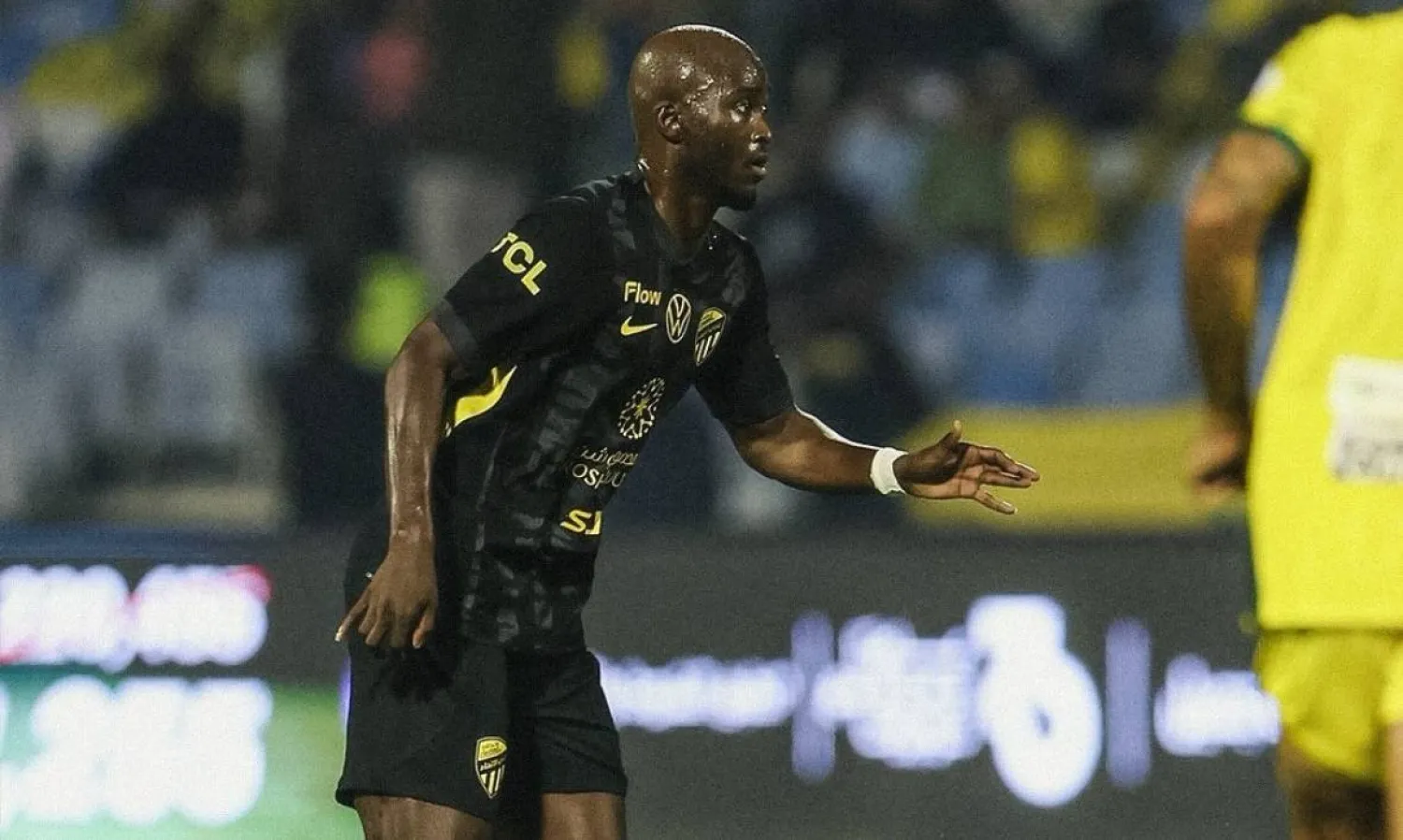 بيريرا انتقد تأخر ردة فعل زملائه في المباراة (الشرق الأوسط)