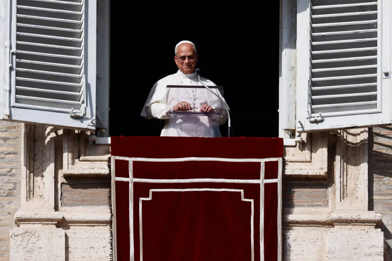 ليو الرابع عشر بابا الفاتيكان (رويترز)