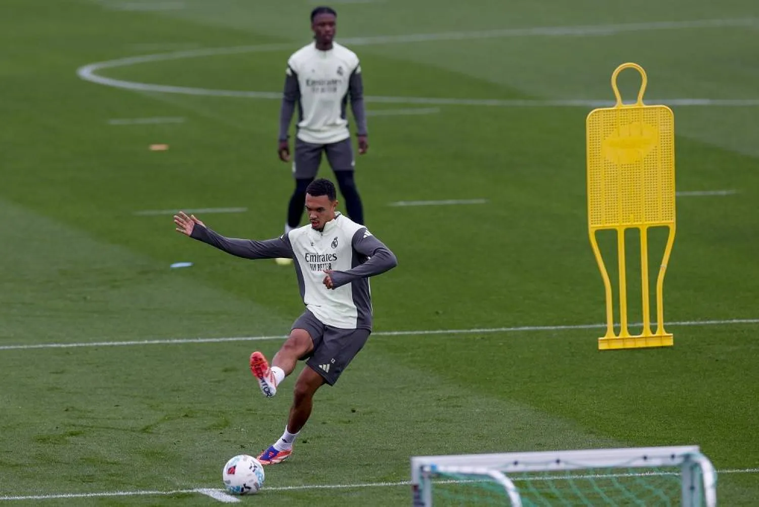 Real Madrid's defender Trent Alexander-Arnold attends a training session of the team at Valdebebas Sports Complez in Madrid, Spain, 31 October 2025. (EPA) 
