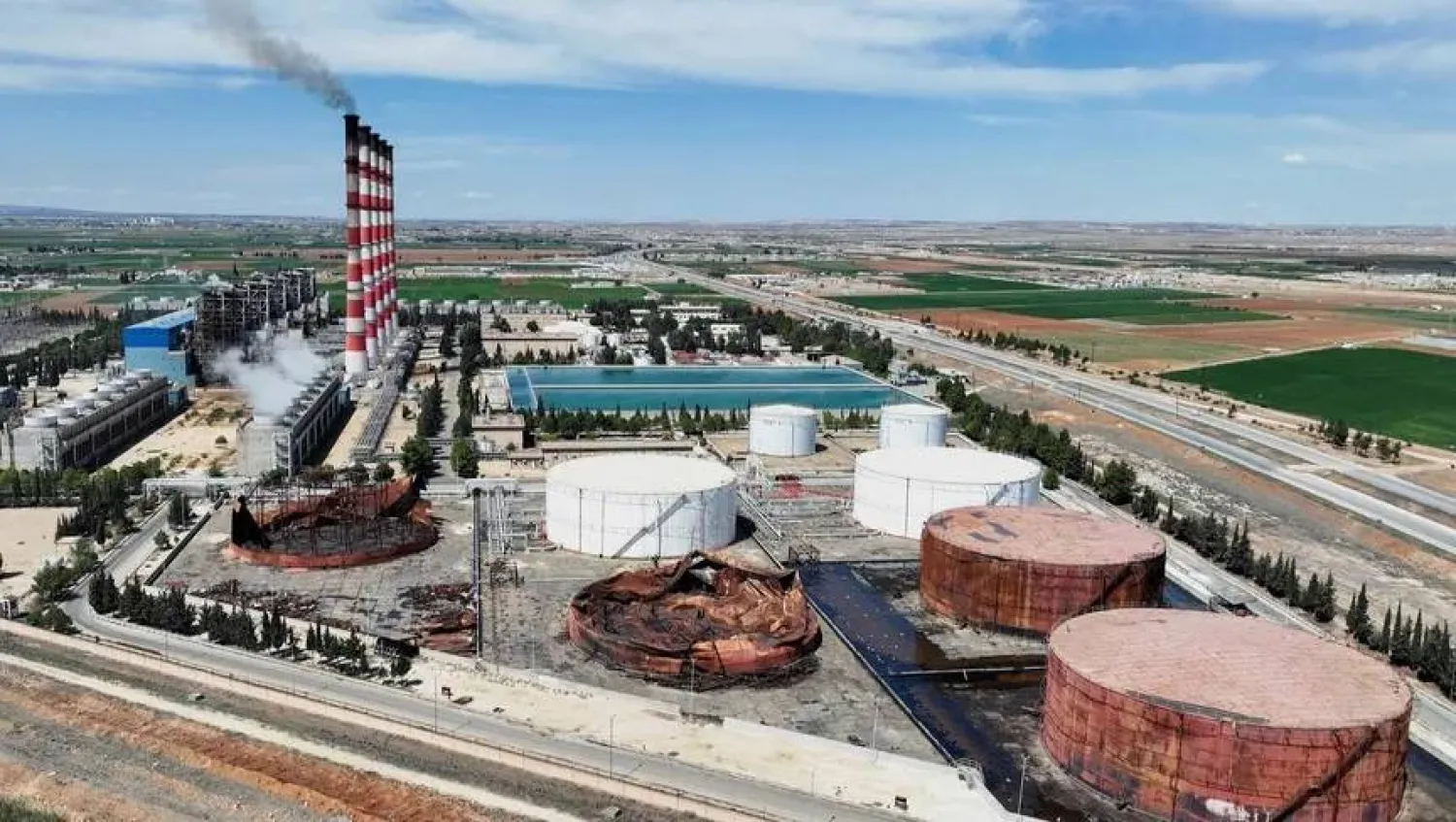 محطة لتوليد الطاقة الكهربائية في حلب بسوريا (رويترز)