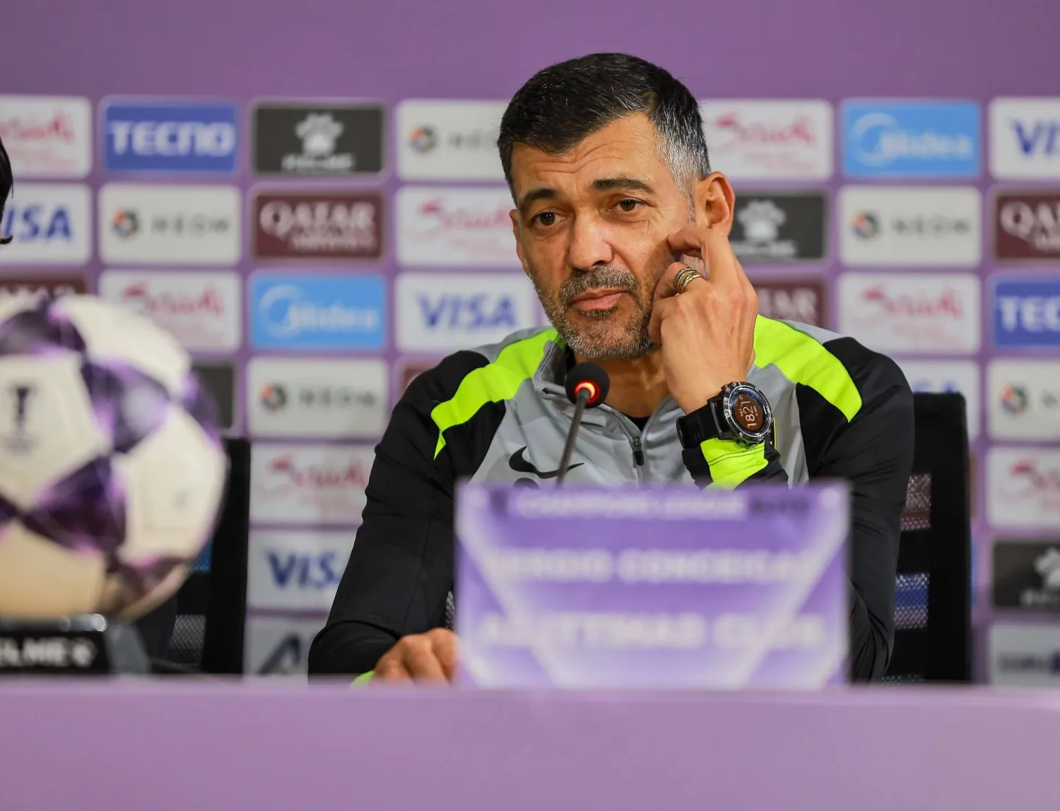 البرتغالي سيرجيو كونسيساو مدرب فريق الاتحاد السعودي (تصوير: محمد المانع) 