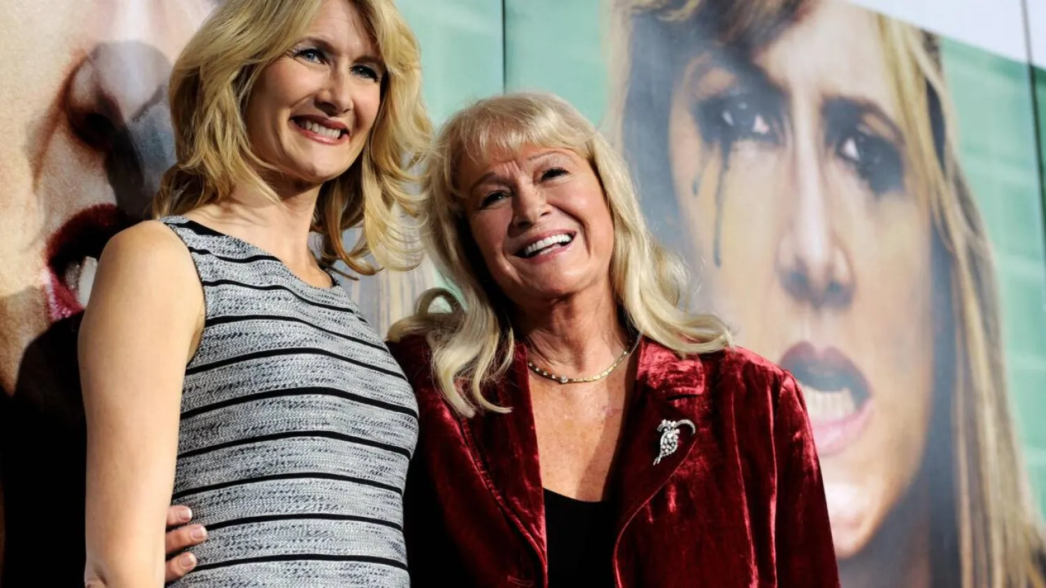 Actress Laura Dern (L) has announced the death of her mother, Oscar-nominated actress Diane Ladd (R). KEVIN WINTER / GETTY IMAGES NORTH AMERICA/AFP/File
