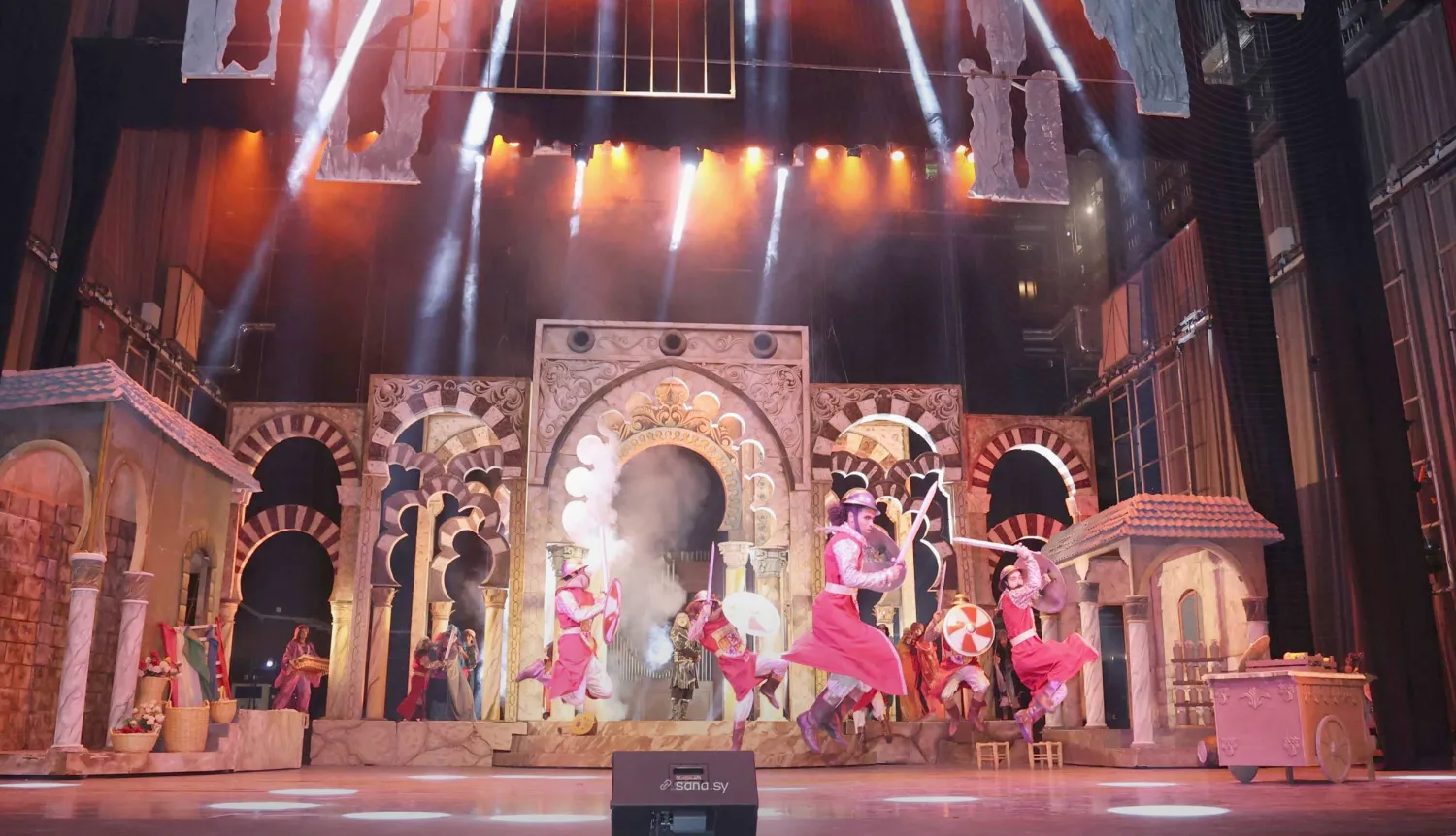  «گل اشبیلیه» گلبرگ‌های خود را بر صحنهٔ اپرای دمشق می‌گشاید (سانا)