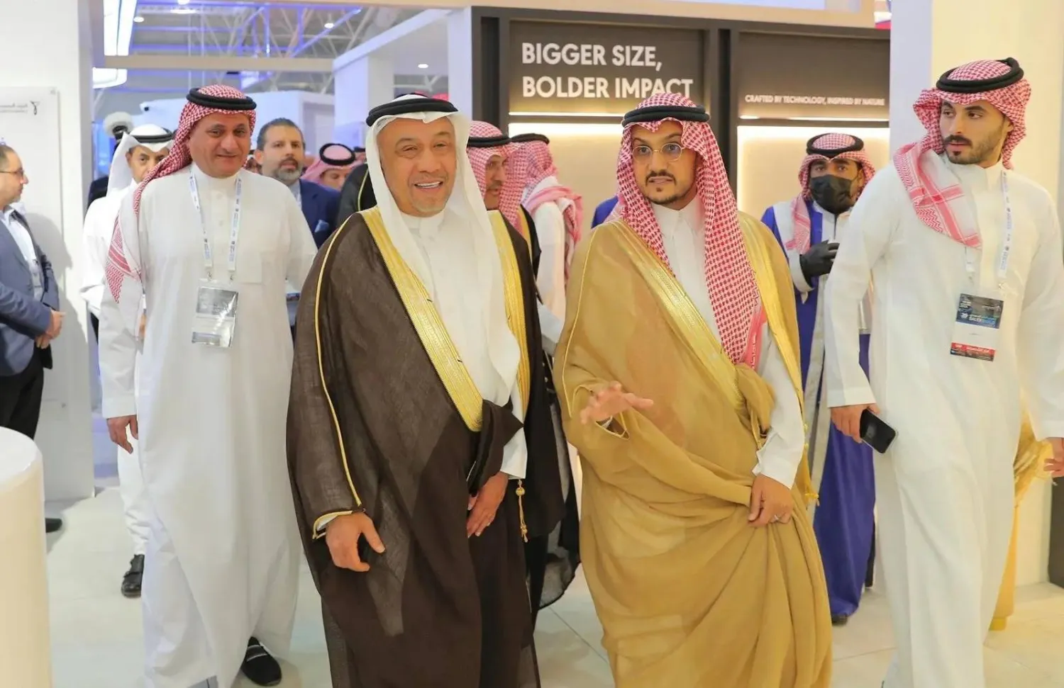 جولة نائب وزير البلديات والإسكان في معرض البناء السعودي (الشرق الأوسط)