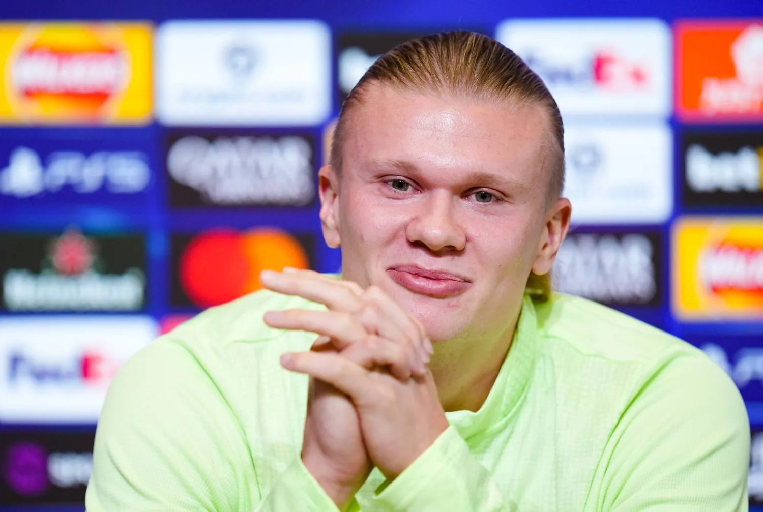 هالاند يستعد لمواجهة فريقه السابق دورتموند (د.ب.أ)