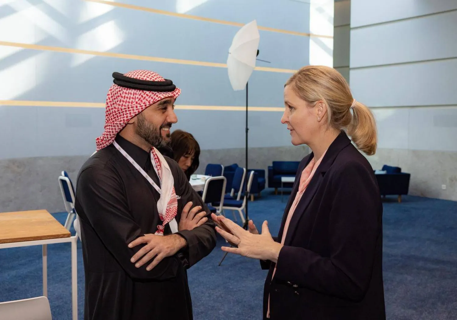 لقاء الأمير عبد العزيز بن تركي الفيصل مع كيرستي كوڤنتري (الأولمبية السعودية)