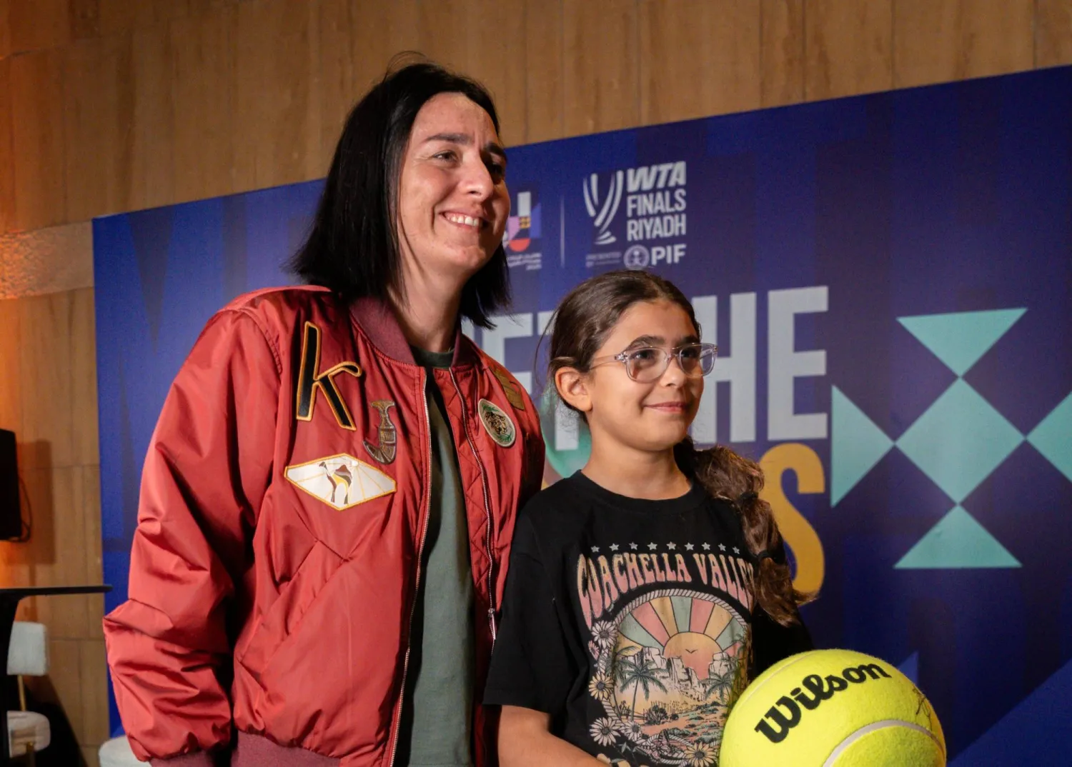 أنس جابر خلال وجودها في الرياض (الاتحاد السعودي للتنس)