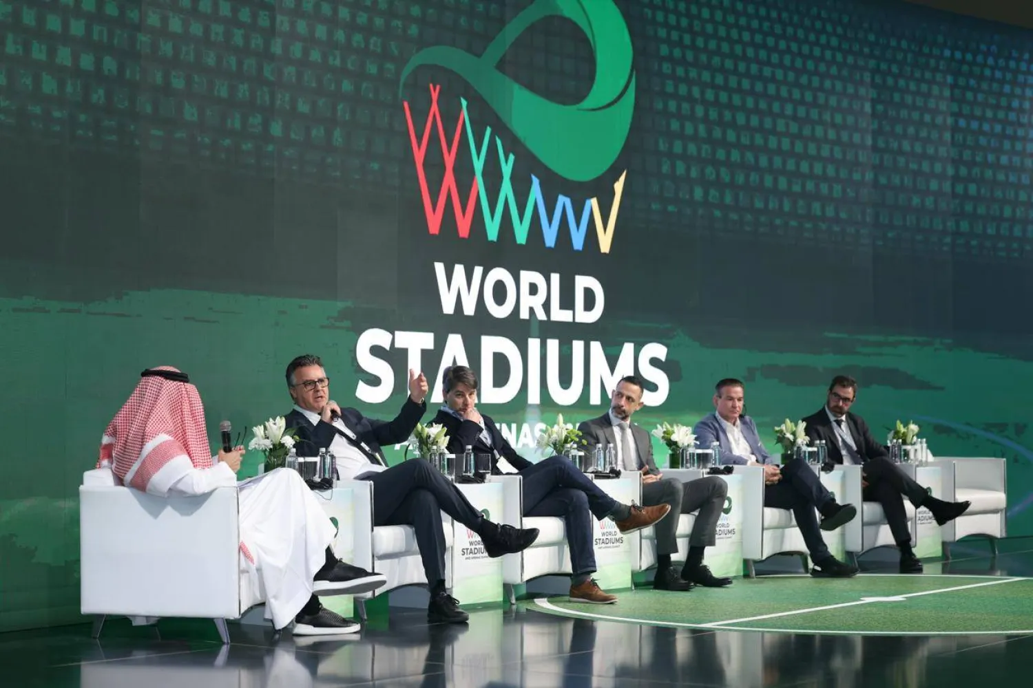 المؤتمر الدولي للملاعب والمساحات الرياضية يمتد على مدار يومين (وزارة الرياضة)