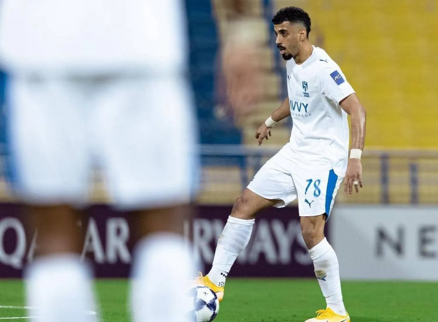 علي لاجامي خلال مشاركته في مواجهة الغرافة (نادي الهلال) 