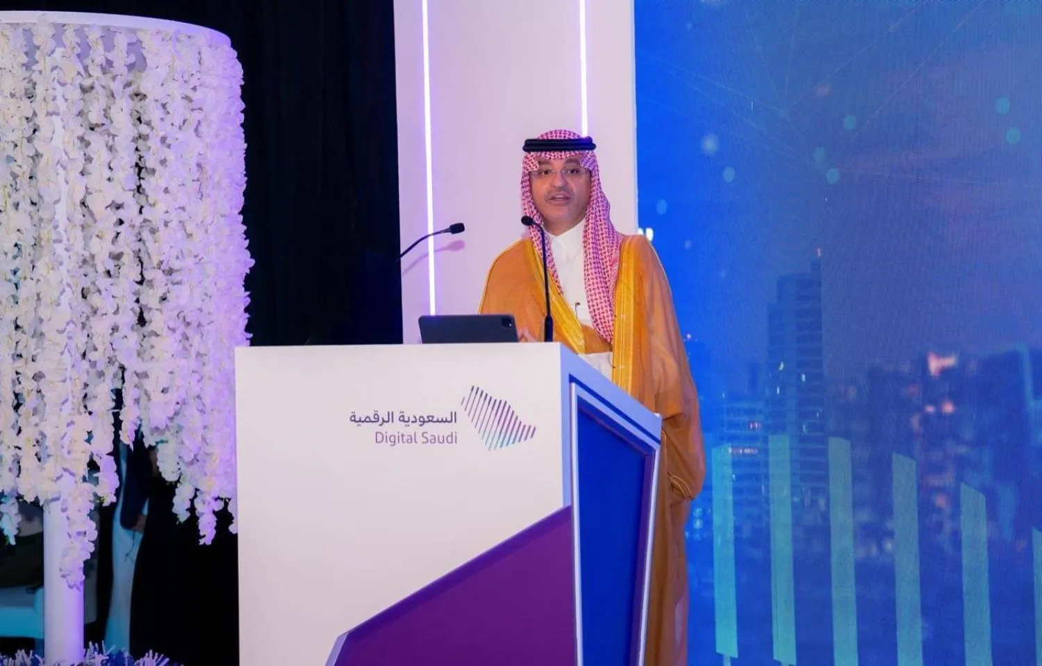 الدكتور عبد الله المغلوث مساعد وزير الإعلام أعلن عن المنصة الرقمية للتواصل الدولي خلال الملتقى (واس)