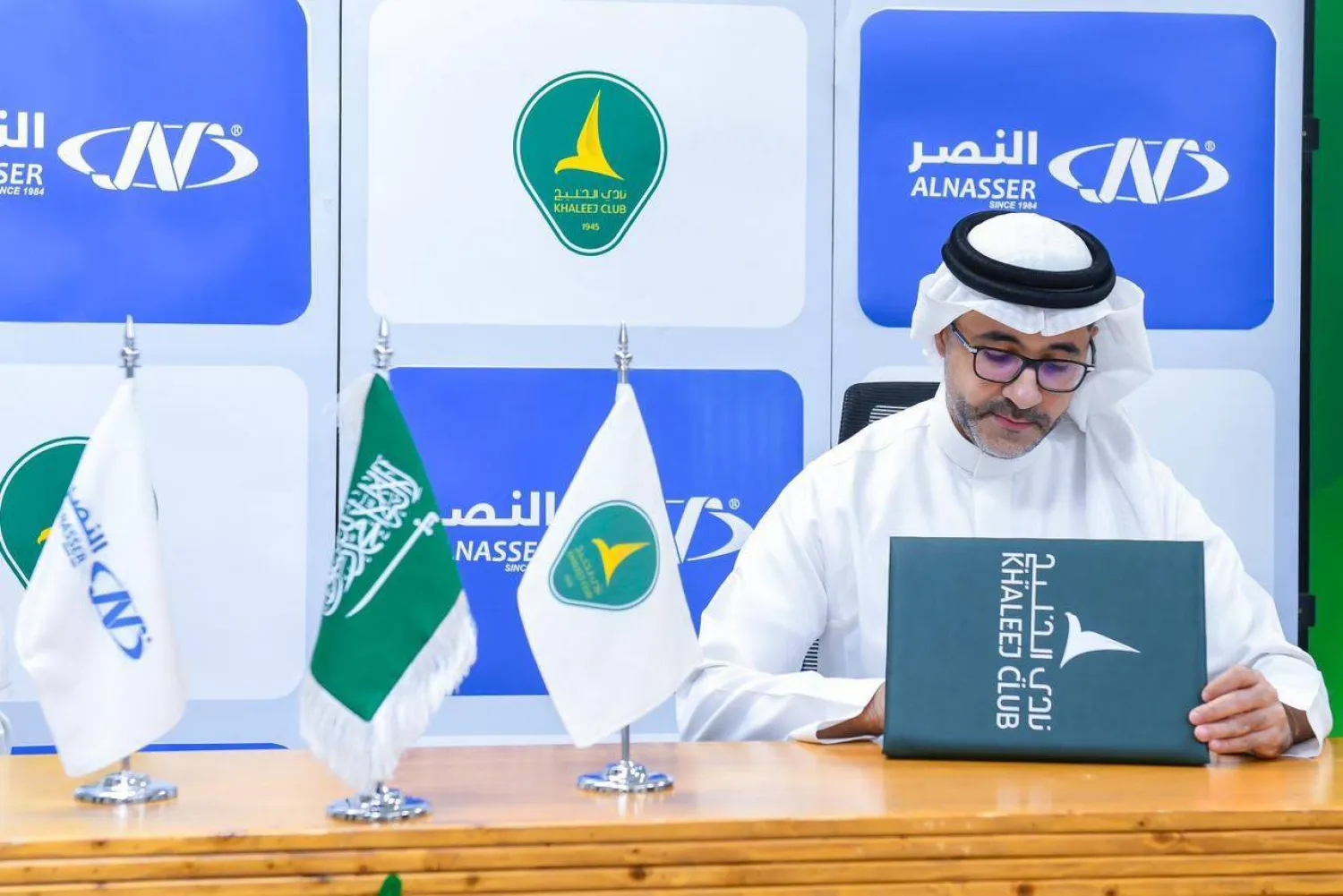 علي المحسن الرئيس التنفيذي للنادي (نادي الخليج) 