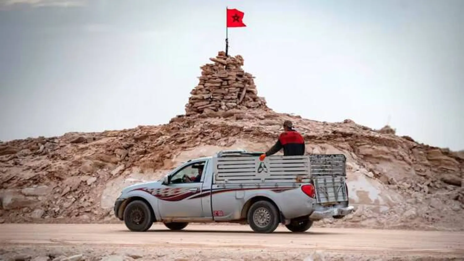 جنود مغاربة في الصحراء (أ.ف.ب)