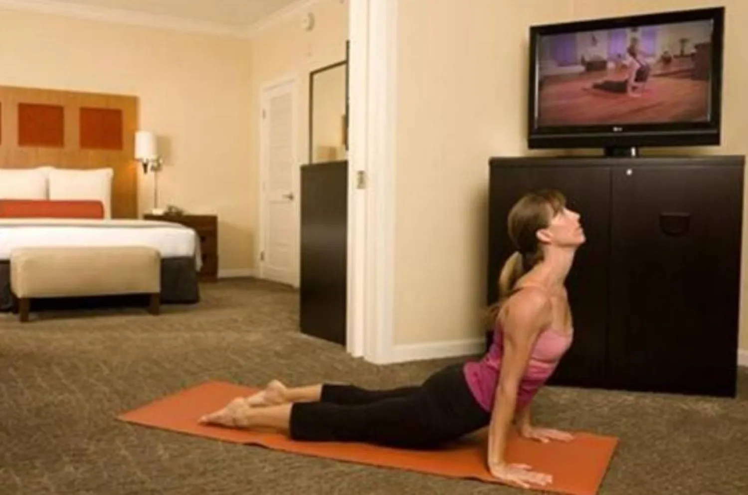 الصالة المنزلية تمنحك حرية التمرّن وفق جدولك الخاص (أرشيفية - رويترز)