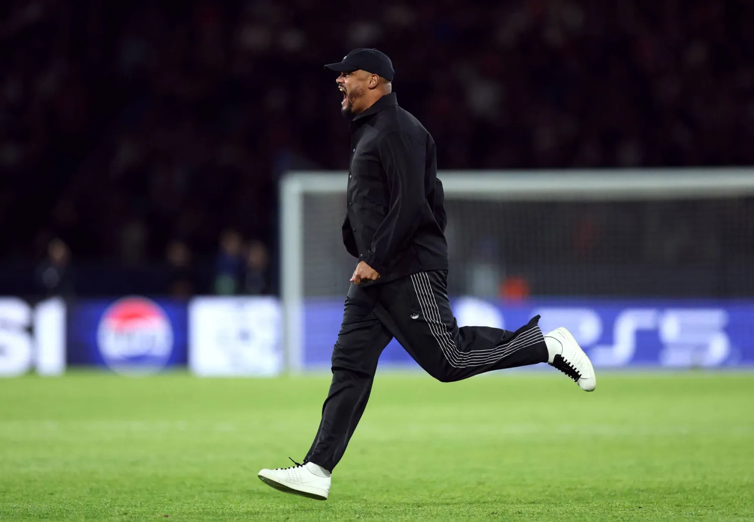 فينسن كومباني مدرب بايرن ميونيخ (رويترز)