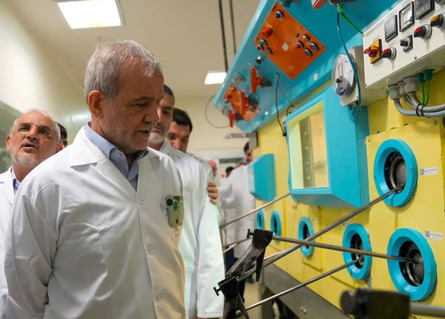 Iranian President Masoud Pezeshkian visits the Iranian Atomic Energy Organisation in Tehran, Iran, November 2, 2025. Iranian Atomic Organisation/WANA (West Asia News Agency)/Handout via REUTERS 