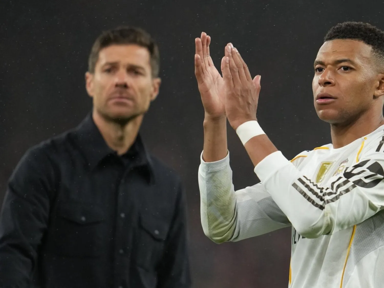 ألونسو ومبابي ومشاعر الاحباط بعد الهزيمة أمام ليفربول (أ.ب)