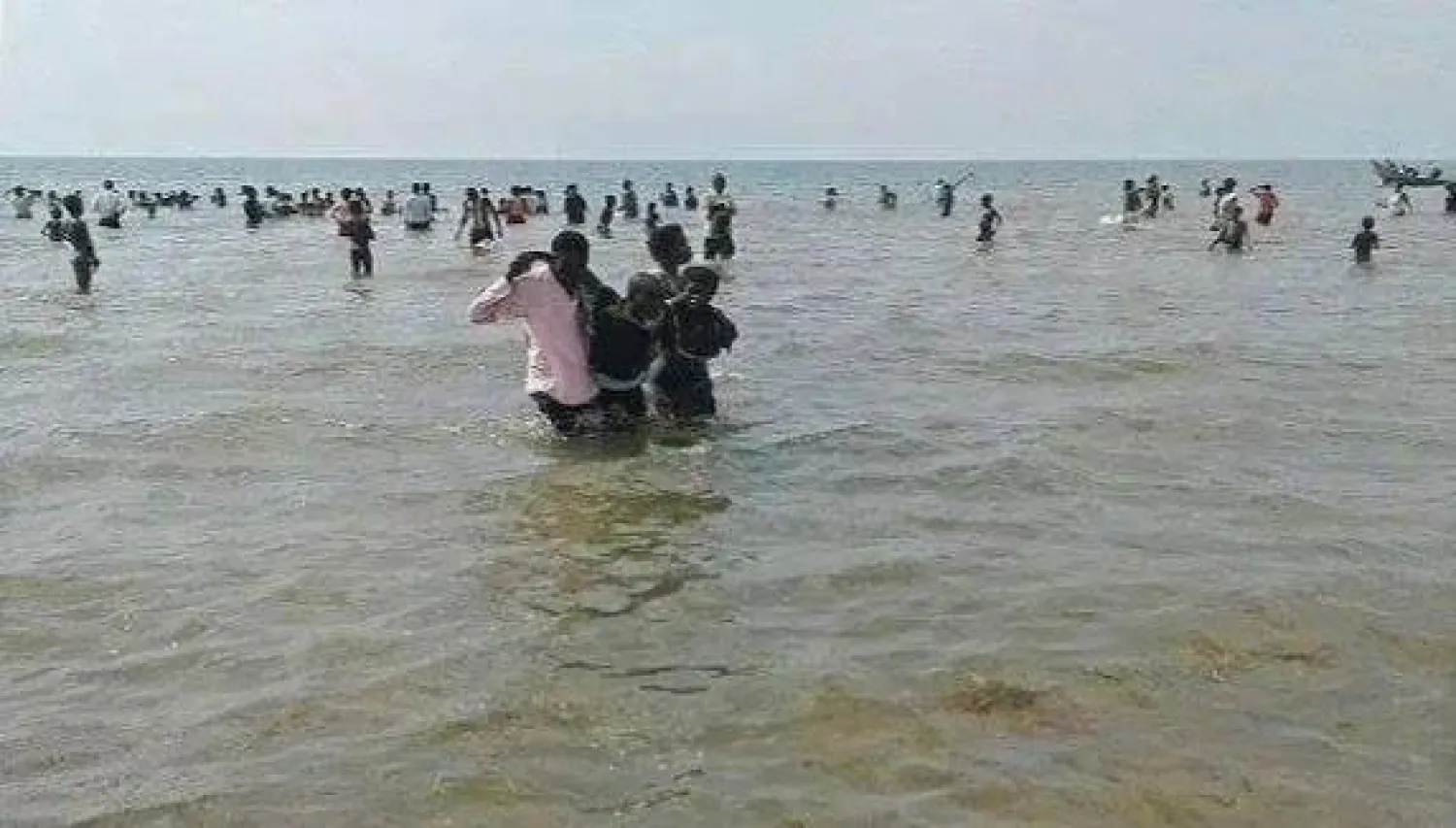 محافظة شبوة استقبلت أكثر من ألف مهاجر غير شرعي خلال شهر واحد (إعلام حكومي)