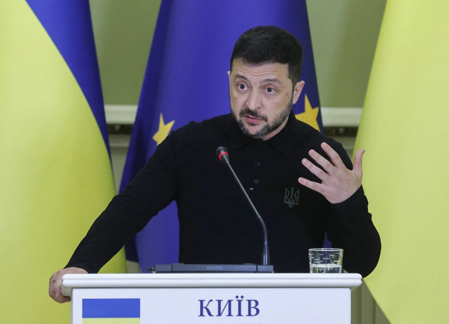 الرئيس الأوكراني فولوديمير زيلينسكي (إ.ب.أ)