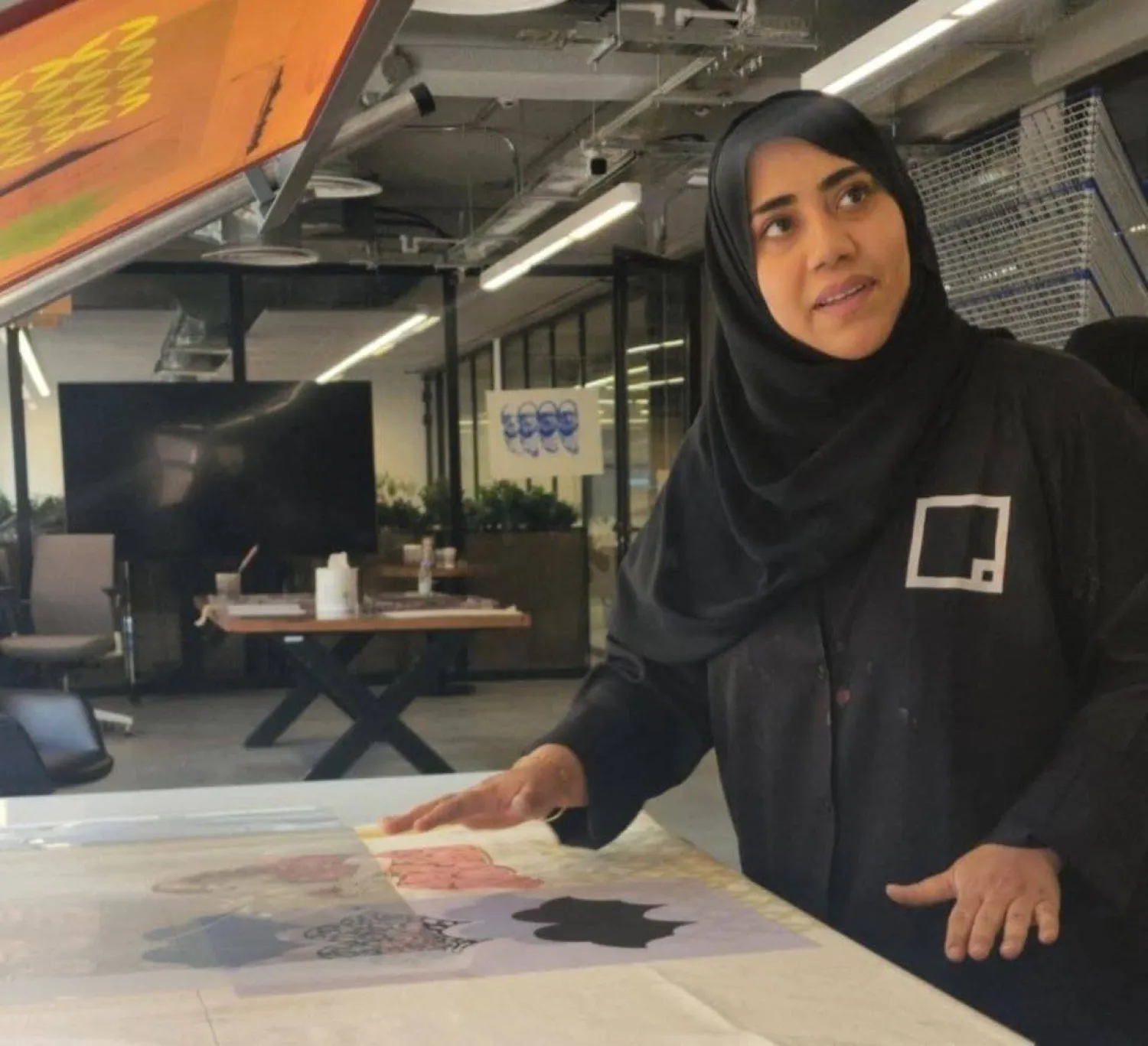 تحضير عمل «عمتي والكرورو» للفنانة زينب أبو حسين (إنستغرام)