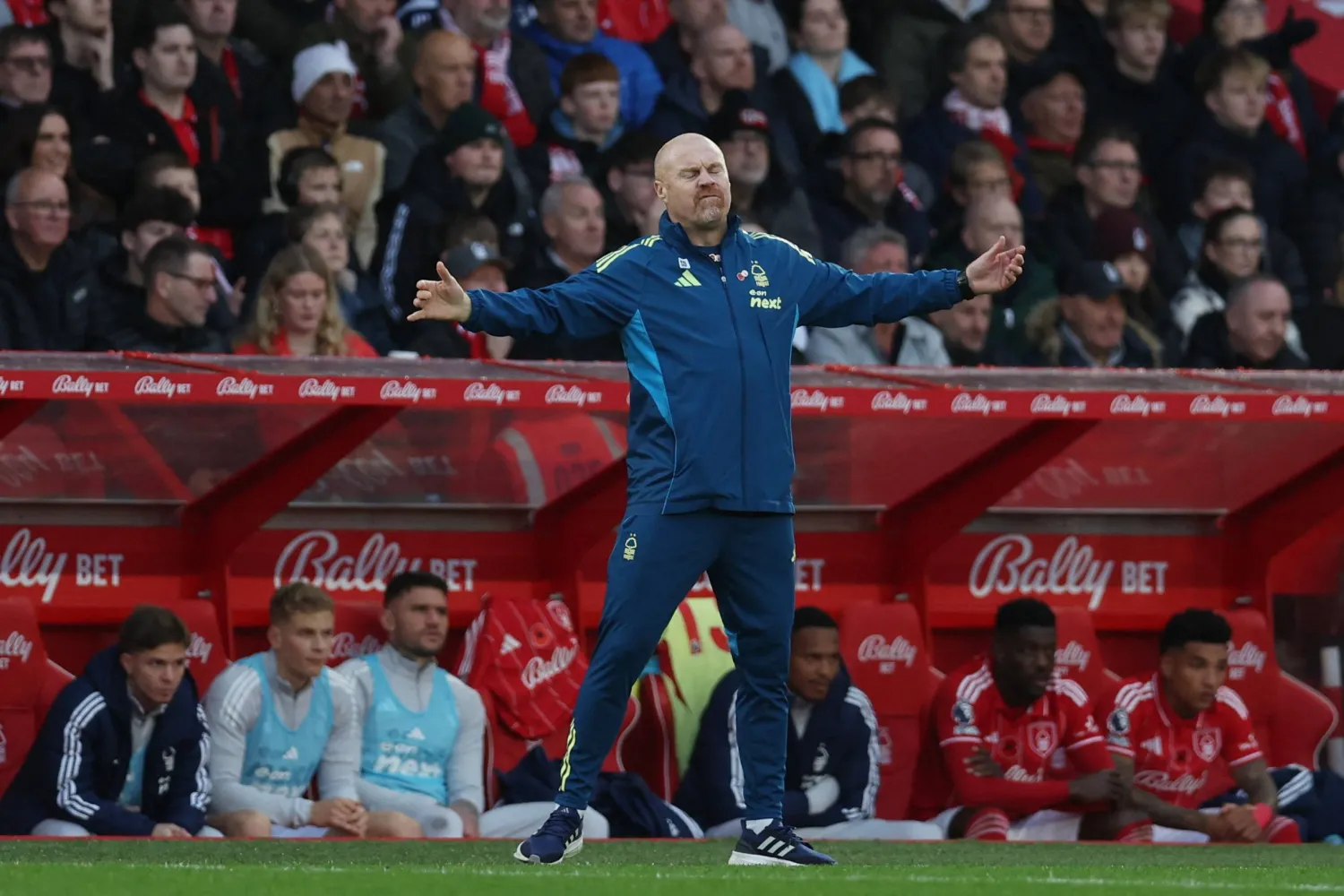 شون دايش مدرب نوتنغهام فورست (رويترز) 