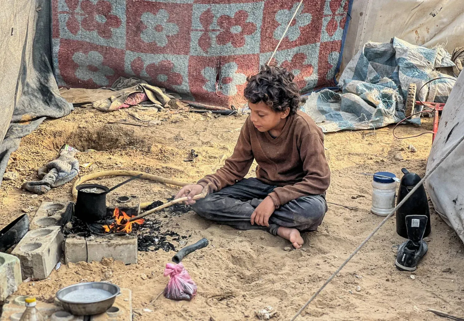 Bir rehinenin cenazesinin teslim edilmesi, "Gazze Anlaşması"nın istikrara kavuşturulması umutlarını canlandırıyor