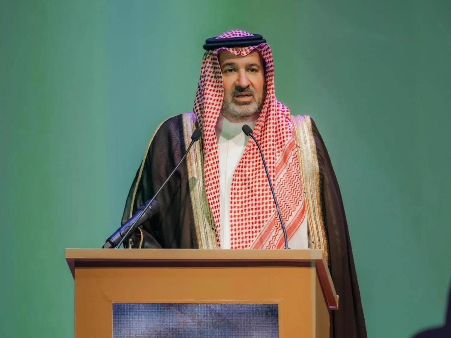 الأمير فيصل بن سلمان يتحدث خلال افتتاح أعمال «مؤتمر ومعرض الحج» بنسخته الخامسة في جدة (واس)