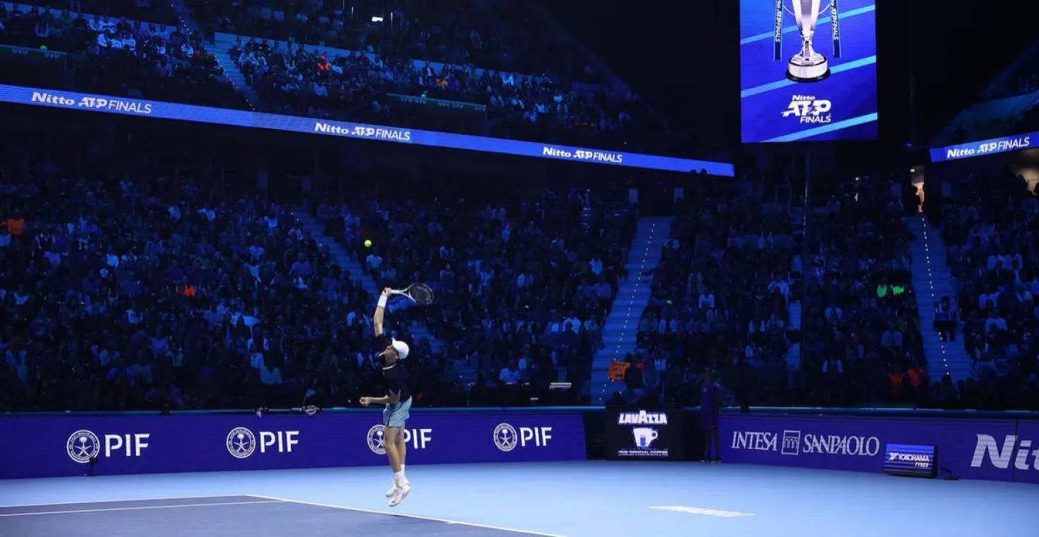 البطولة الختامية لموسم الرابطة العالمية للتنس المحترفين يشارك فيها نخبة اللاعبين (رويترز)