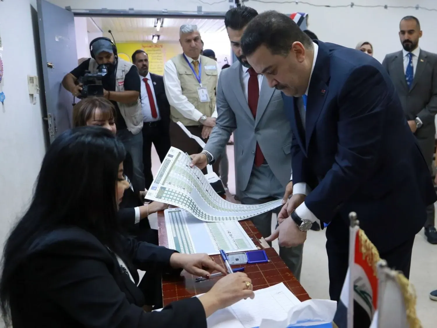 Iraklılar altıncı parlamentolarını seçiyor... İlk saatlerde birçok bölgede katılım oranı değişiklik gösteriyor