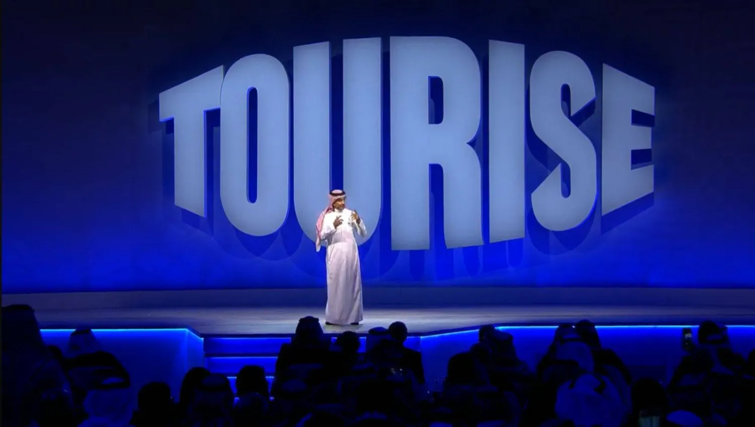 وزير السياحة السعودي أحمد الخطيب في «تورايز 2025»... (الشرق الأوسط)