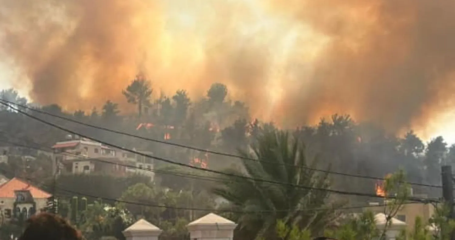 الحرائق تتمدد في بلدة شحيم في إقليم الخروب (الوكالة الوطنية للإعلام)