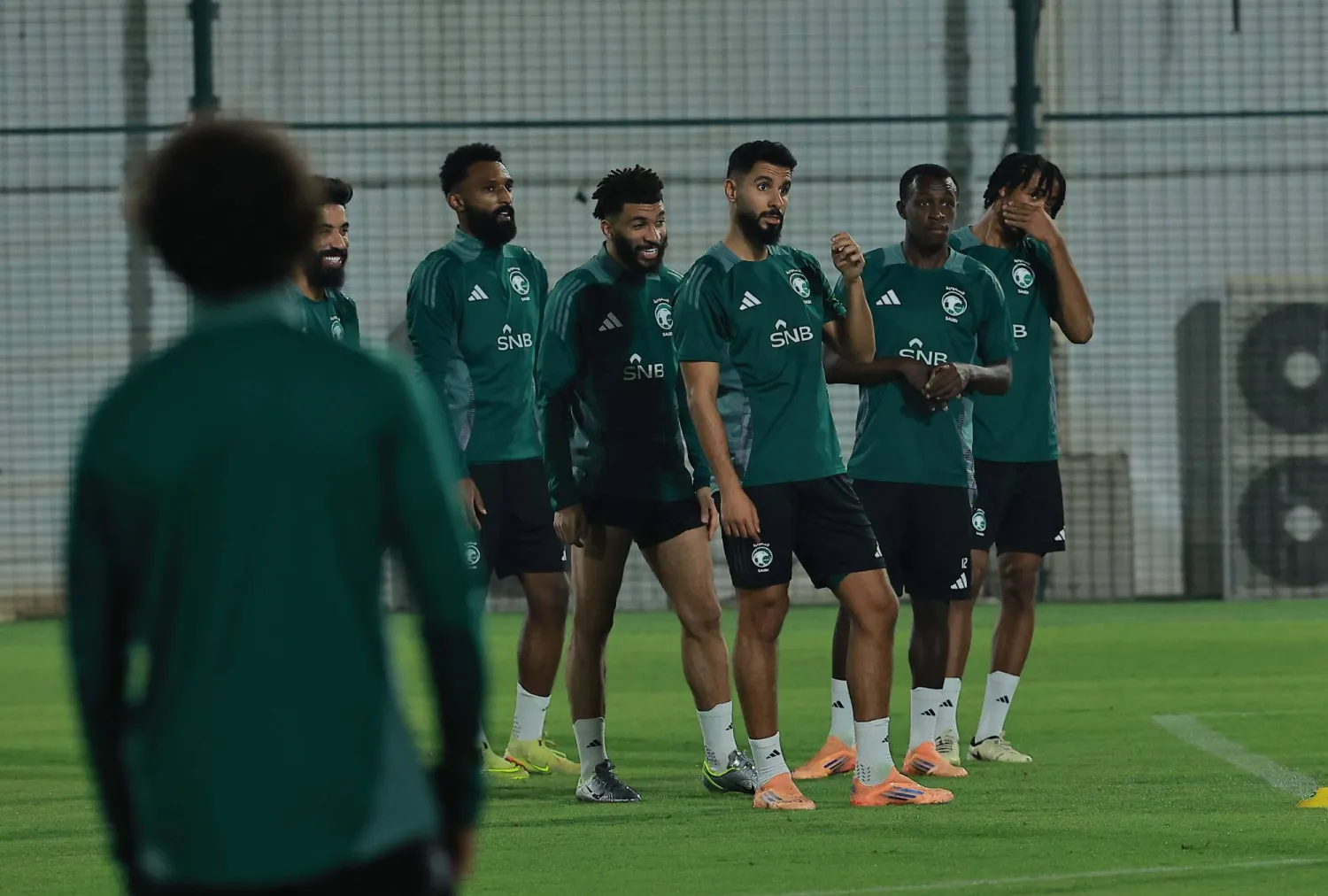 يواصل الأخضر تحضيراته لودية كوت ديفوار (تصوير: محمد المانع) 