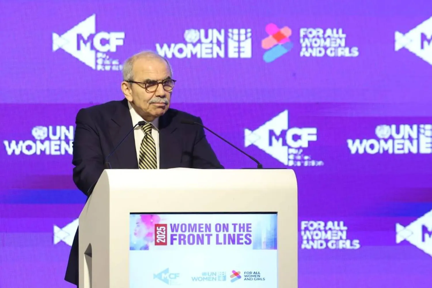 رئيس الحكومة نواف سلام متحدثاً في افتتاح الدورة الثانية عشرة من مؤتمر «نساء على خطوط المواجهة» (رئاسة الحكومة)