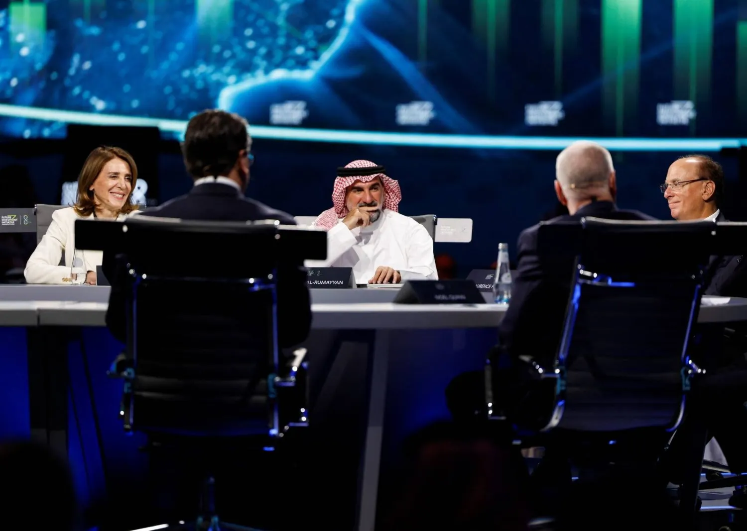 محافظ «صندوق الاستثمارات العامة» ياسر الرميان خلال جلسة حوارية في مؤتمر «مبادرة مستقبل الاستثمار» في الرياض (رويترز)