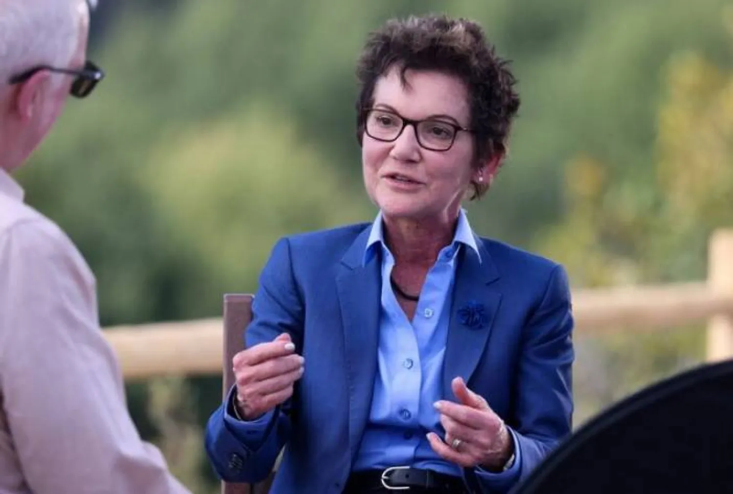 ماري دالي خلال ندوة «جاكسون هول» الاقتصادية في وايومنغ يوم 21 أغسطس 2025 (رويترز)