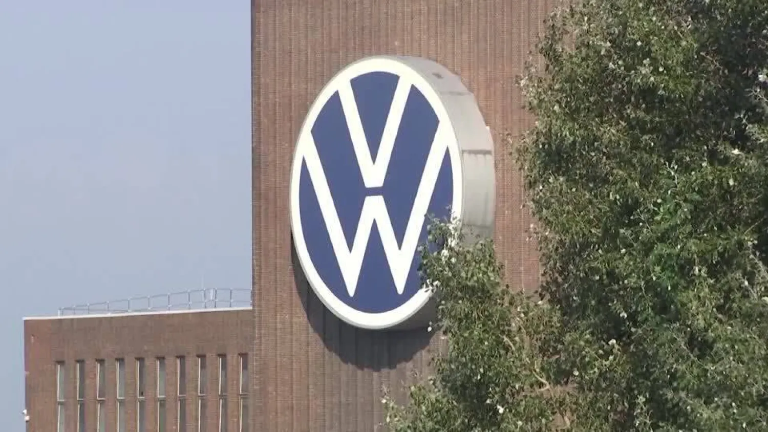 نادي فولفسبورغ الألماني (رويترز)