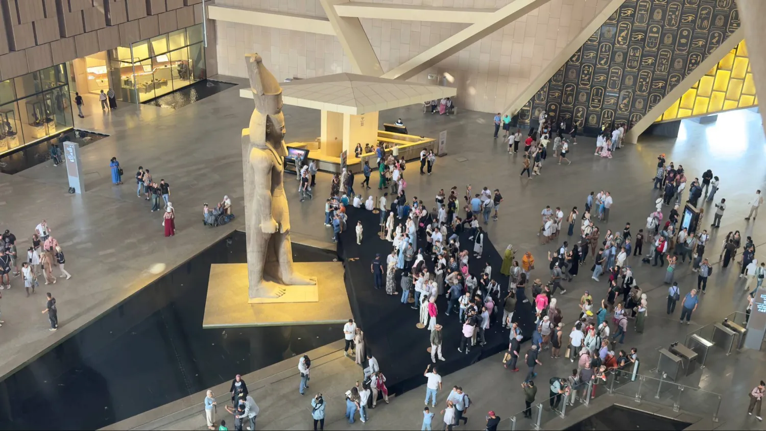 المتحف الكبير يستقبل نحو 19 ألف زائر يومياً (تصوير: عبد الفتاح فرج)