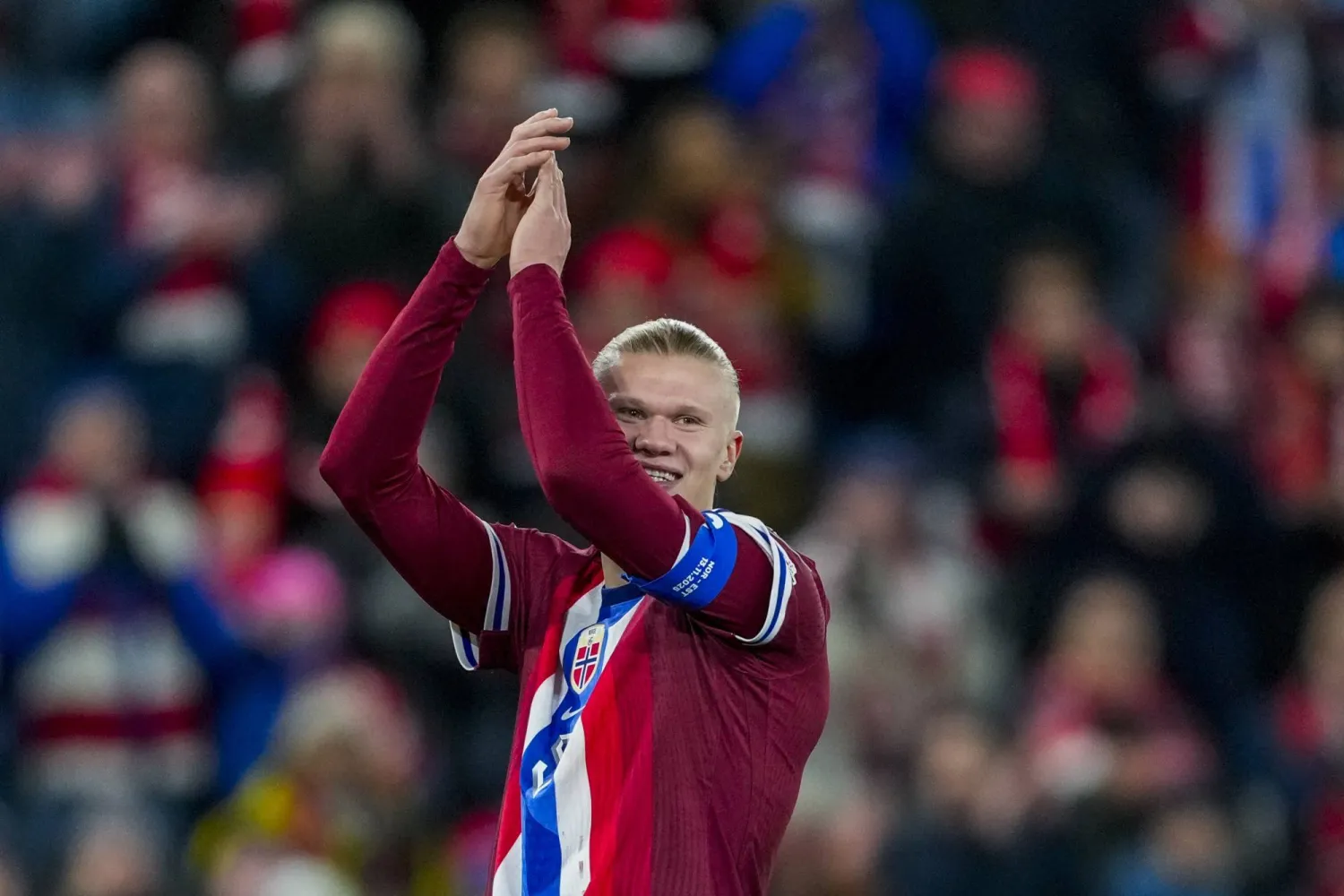 إرلينغ هالاند قائد منتخب النرويج (إ.ب.أ)