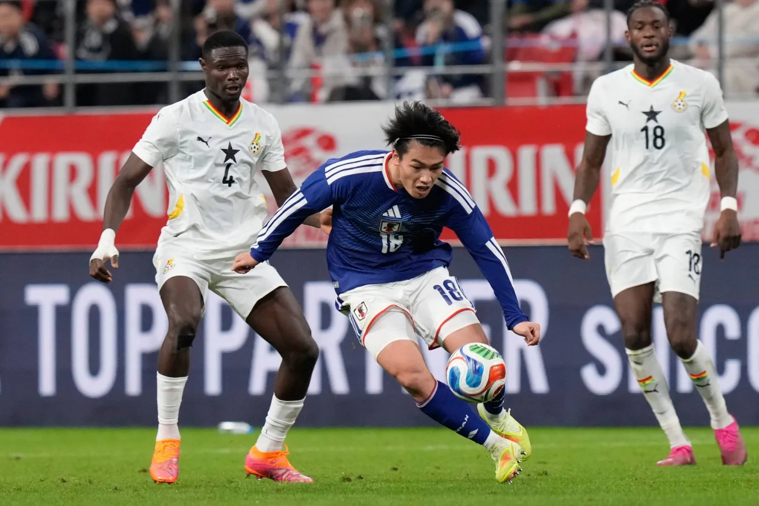 اليابان هزمت غانا في تويوتا (أ.ب)